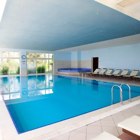 Ośrodek wypoczynkowy Presa Di Finica & 5*